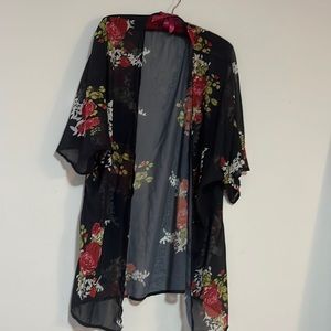 Black floral kimono